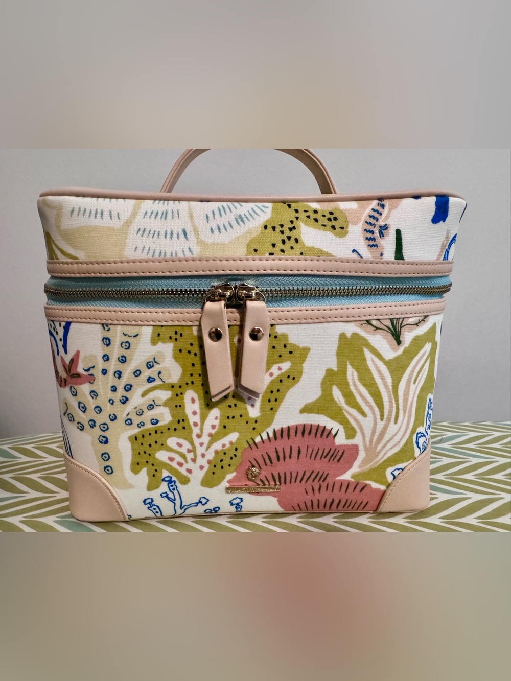 Spartina 449 Pastel Mermaid Sea Cosmetic Train Case - Pink, Blue, Green - Picture 3 of 8